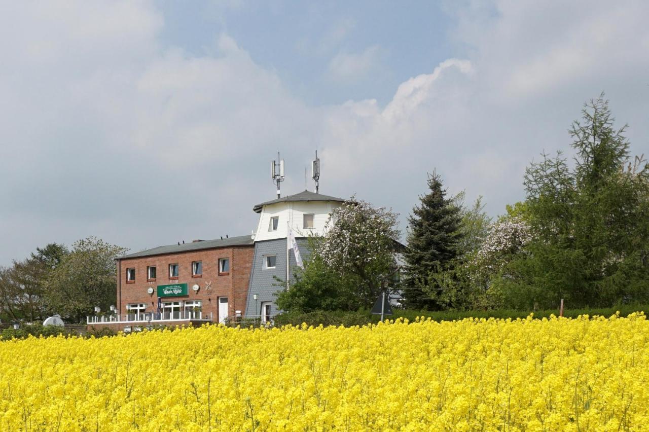 Отель Landgasthof Waabs Muhle Экстерьер фото